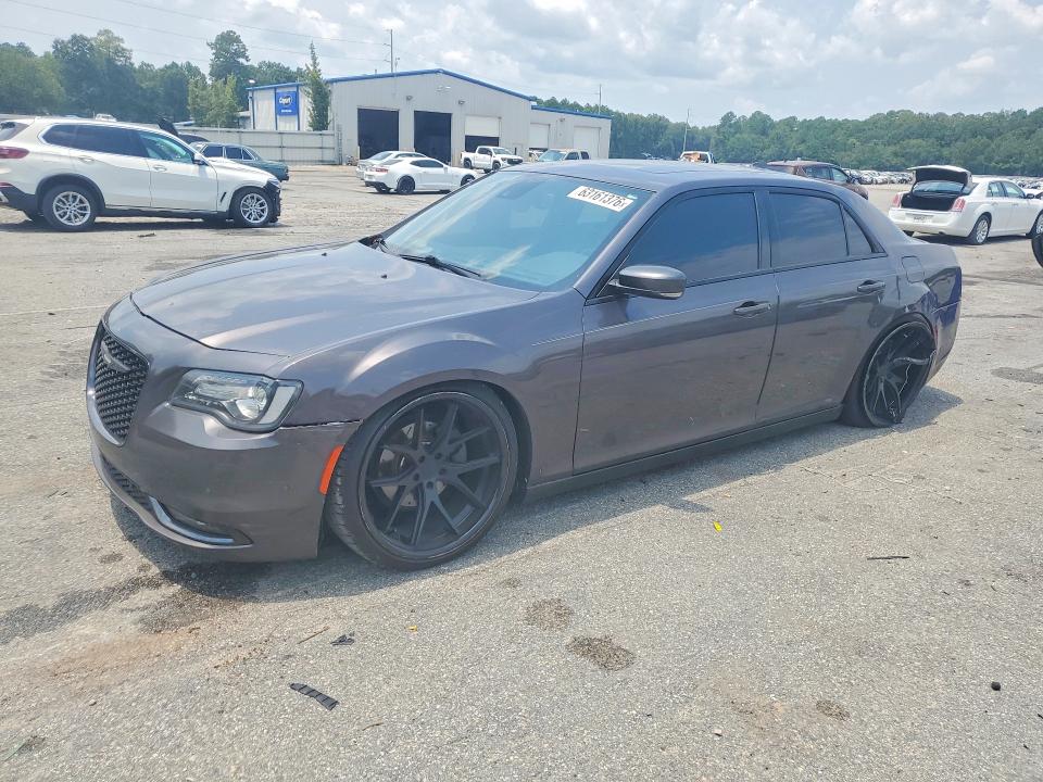 Aukcja sprzedaży 2017 Chrysler 300, vin: 2C3CCABG4HH647100, numer aukcji: 63161376