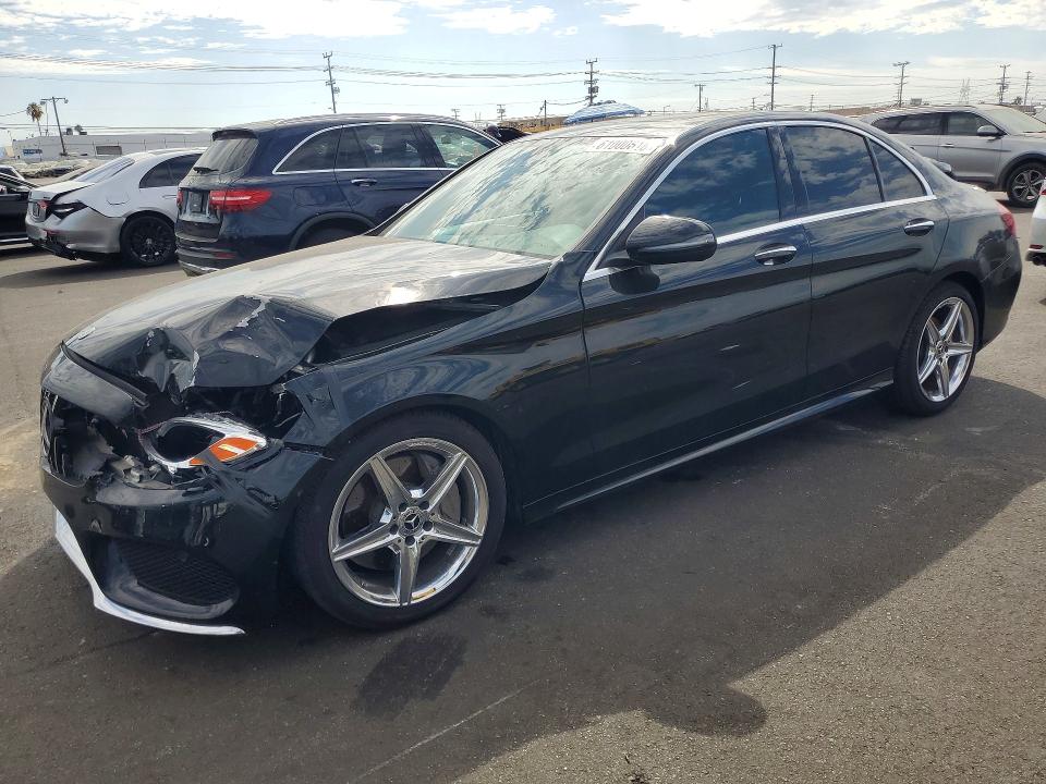 61000616 :رقم المزاد ، 55SWF4JB0JU264031 vin ، 2018 Mercedes-benz C مزاد بيع