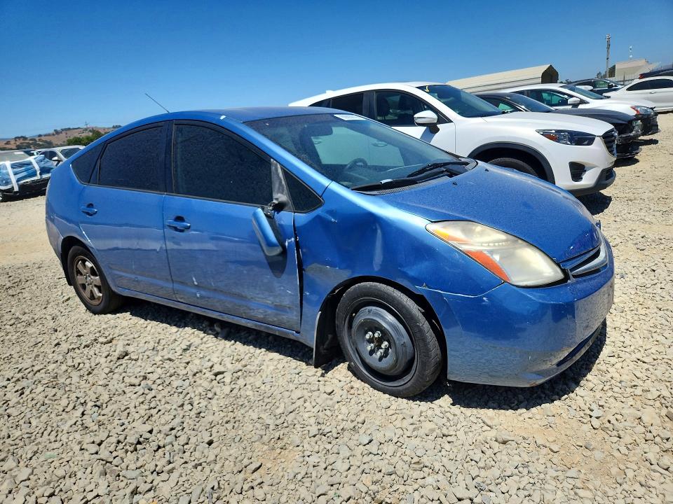 60693216 :رقم المزاد ، JTDKB20UX53111243 vin ، 2005 Toyota Prius مزاد بيع