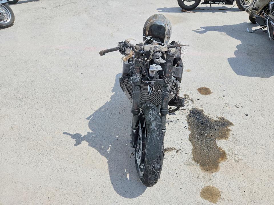 59591606 :رقم المزاد ، JH2SC7711MK400061 vin ، 2021 Honda Cbr1000 مزاد بيع