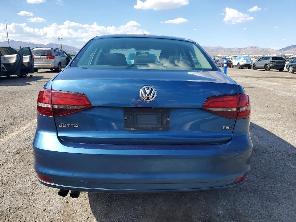 2017 Volkswagen Jetta მანქანა იყიდება აუქციონზე, vin: 3VW2B7AJ1HM318122, აუქციონის ნომერი: 61769236