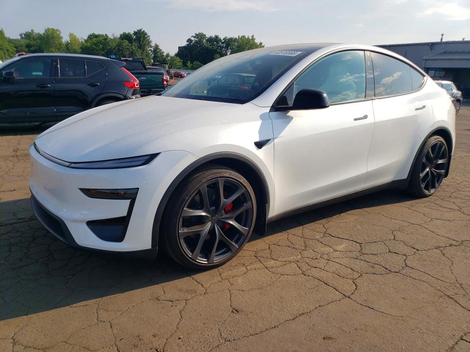62515566 :رقم المزاد ، 7SAYGDET9TA658396 vin ، 2026 Tesla Model Y مزاد بيع