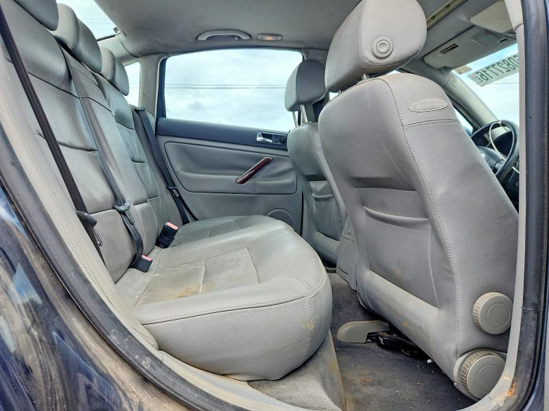 60827716 :رقم المزاد ، WVWAD63B85E067433 vin ، 2005 Volkswagen Passat مزاد بيع