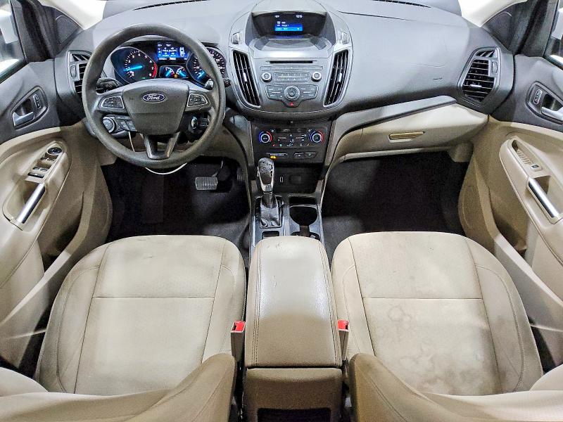 60245426 :رقم المزاد ، 1FMCU0GD2JUA60880 vin ، 2018 Ford Escape مزاد بيع