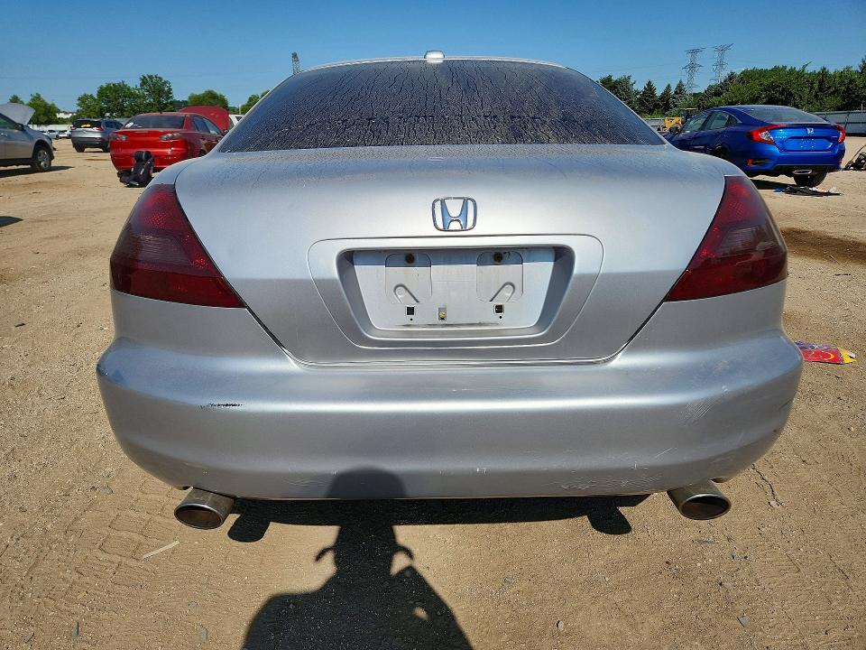 60597886 :رقم المزاد ، 1HGCM82634A013747 vin ، 2004 Honda Accord مزاد بيع