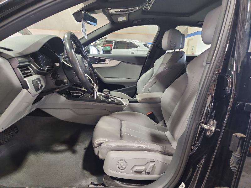 Продажа на аукционе авто 2019 Audi A4, vin: WAUDNAF43KA115463, номер лота: 60995306