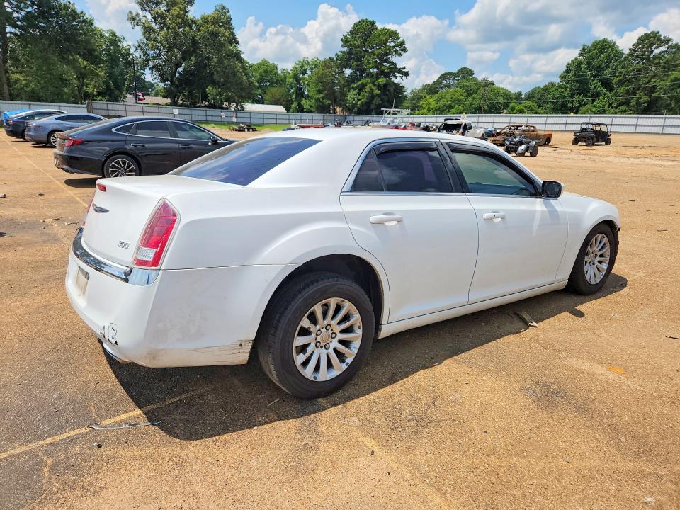 Продажа на аукционе авто 2014 Chrysler 300, vin: 2C3CCAAG0EH200700, номер лота: 95587845