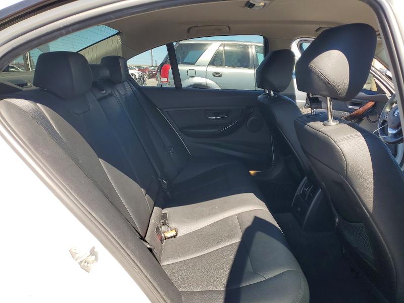 62345776 :رقم المزاد ، WBA3C1C51FP851173 vin ، 2015 Bmw 328 مزاد بيع