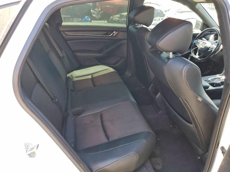 60604086 :رقم المزاد ، 1HGCV3F23NA044862 vin ، 2022 Honda Accord مزاد بيع