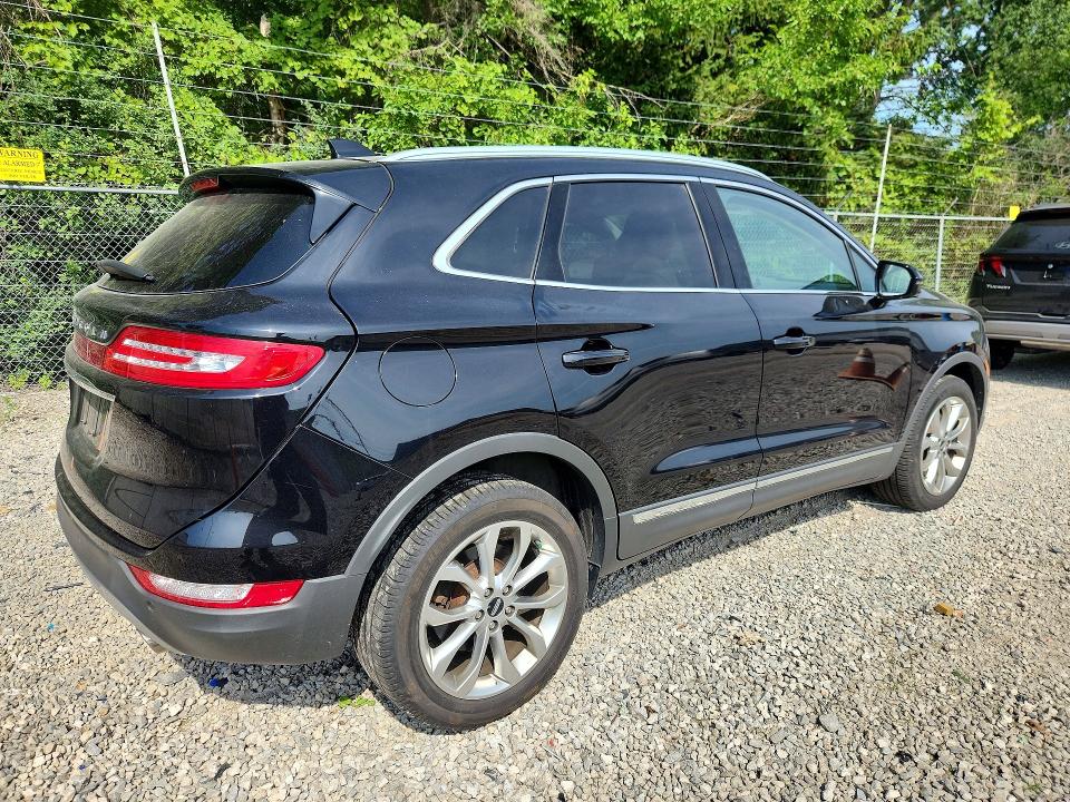 2019 Lincoln Mkc მანქანა იყიდება აუქციონზე, vin: 5LMCJ2D95KUL26217, აუქციონის ნომერი: 59969586
