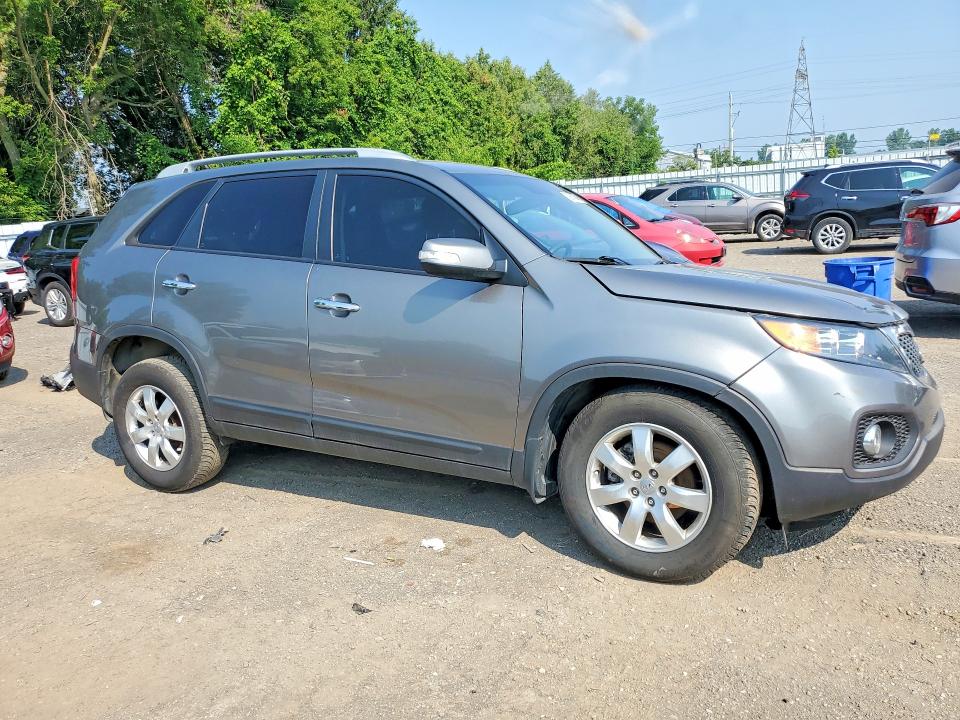 2013 Kia Sorento მანქანა იყიდება აუქციონზე, vin: 5XYKT3A63DG335239, აუქციონის ნომერი: 59941746
