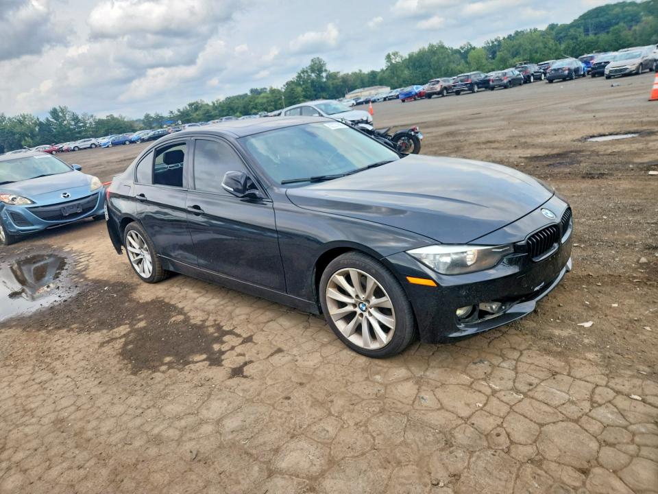 2015 Bmw 320 მანქანა იყიდება აუქციონზე, vin: WBA3C3G5XFNT53118, აუქციონის ნომერი: 62227696