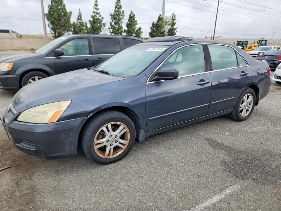 58841956 :رقم المزاد ، 1HGCM56867A103165 vin ، 2007 Honda Accord مزاد بيع