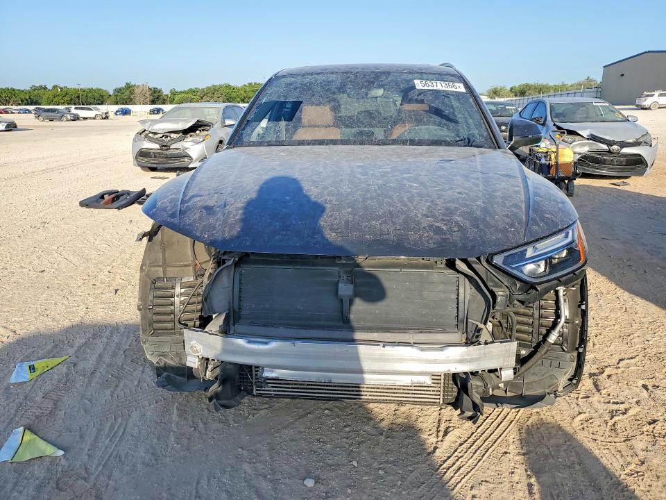 Продаж на аукціоні авто 2021 Audi Q5, vin: WA1BAAFY2M2098025, номер лоту: 56371366