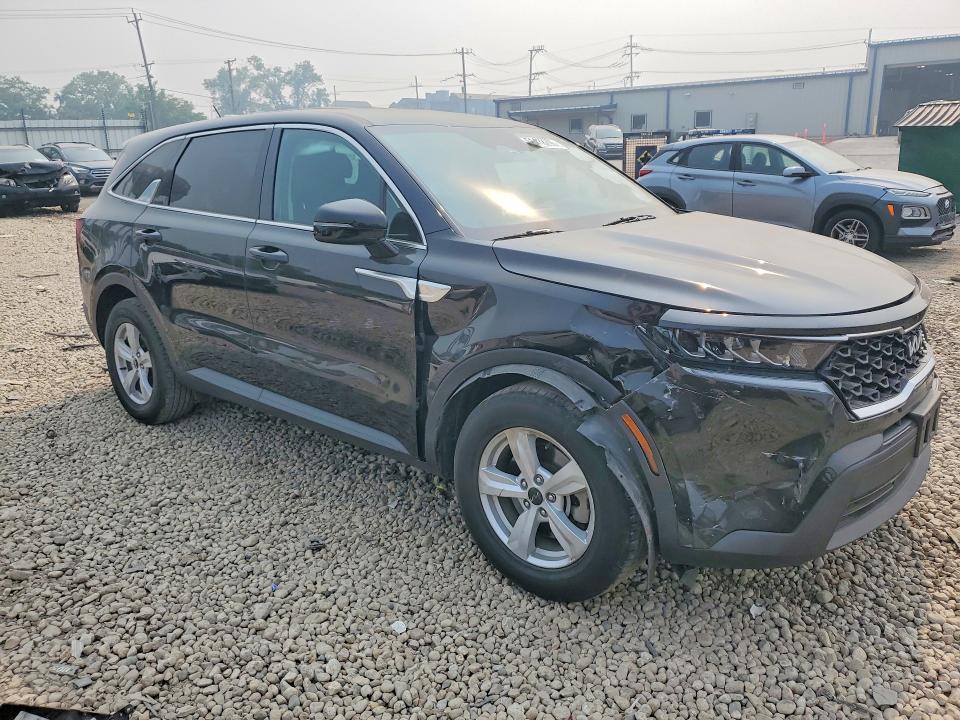 Продажа на аукционе авто 2022 Kia Sorento, vin: 5XYRG4LC3NG147558, номер лота: 61418296