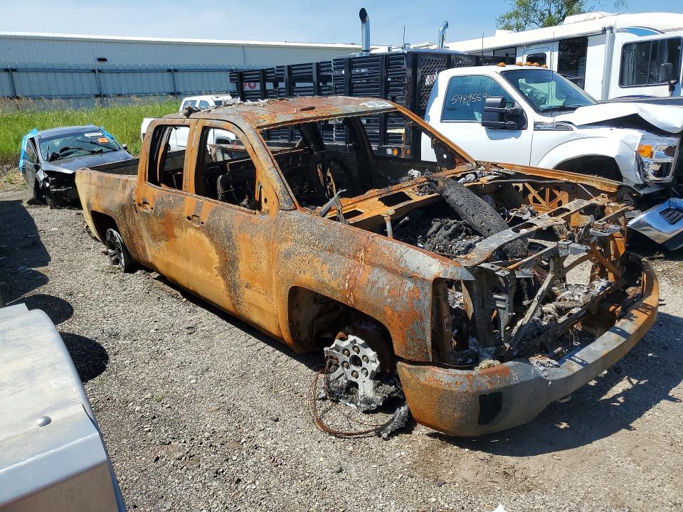 Продажа на аукционе авто 2018 Chevrolet Silverado, vin: 1GCVKREC4JZ208399, номер лота: 46615646