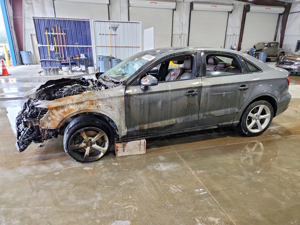 63336096 :رقم المزاد ، WAUA7HFF1G1050806 vin ، 2016 Audi A3 مزاد بيع