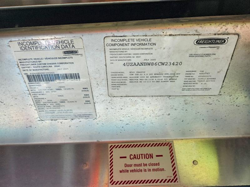 59364296 :رقم المزاد ، 4UZAANBW86CW23420 vin ، 2006 Freightliner Chassis مزاد بيع