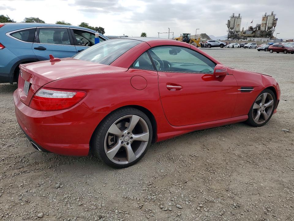 2015 Mercedes-benz Slk მანქანა იყიდება აუქციონზე, vin: WDDPK5HA3FF099282, აუქციონის ნომერი: 85984735