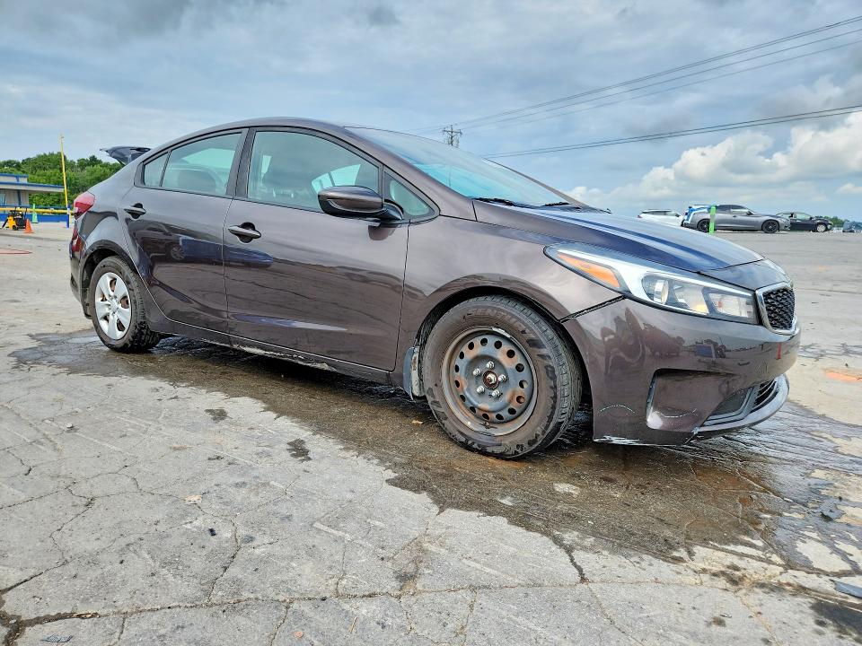 Продажа на аукционе авто 2018 Kia Forte, vin: 3KPFK4A7XJE208404, номер лота: 59355436