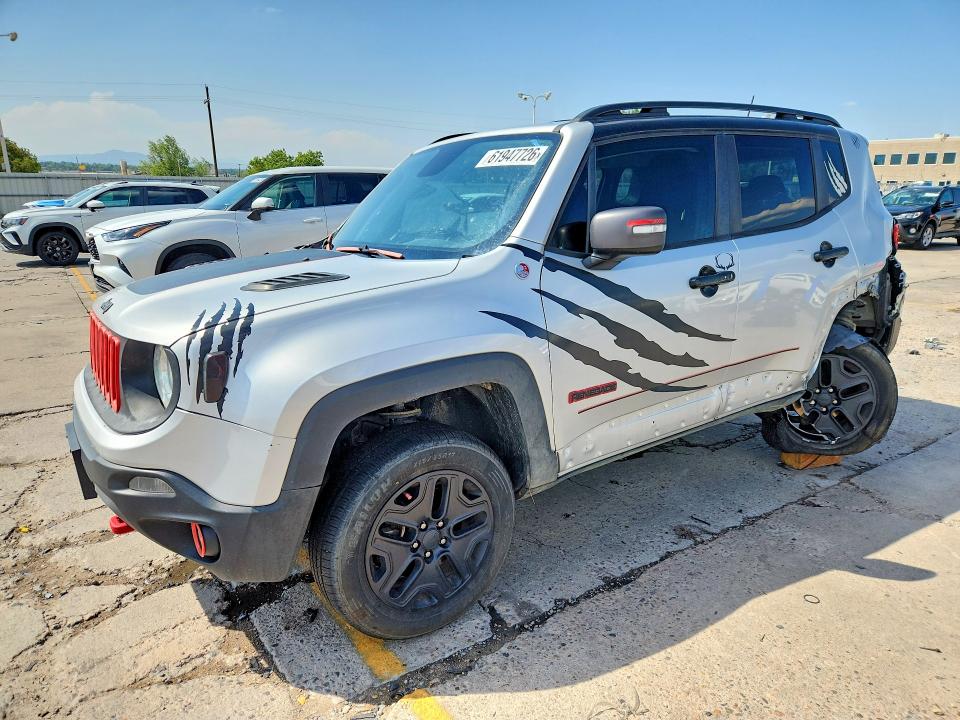 61947726 :رقم المزاد ، ZACCJBCB8JPG74377 vin ، 2018 Jeep Renegade مزاد بيع