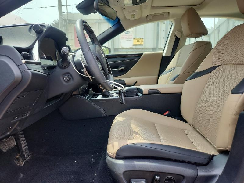 Продажа на аукционе авто 2019 Lexus Es, vin: 58ABZ1B10KU045403, номер лота: 61801756