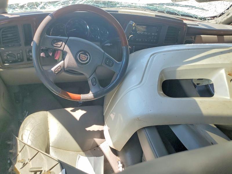 2005 Cadillac Escalade მანქანა იყიდება აუქციონზე, vin: 1GYEK63N15R205155, აუქციონის ნომერი: 61711446