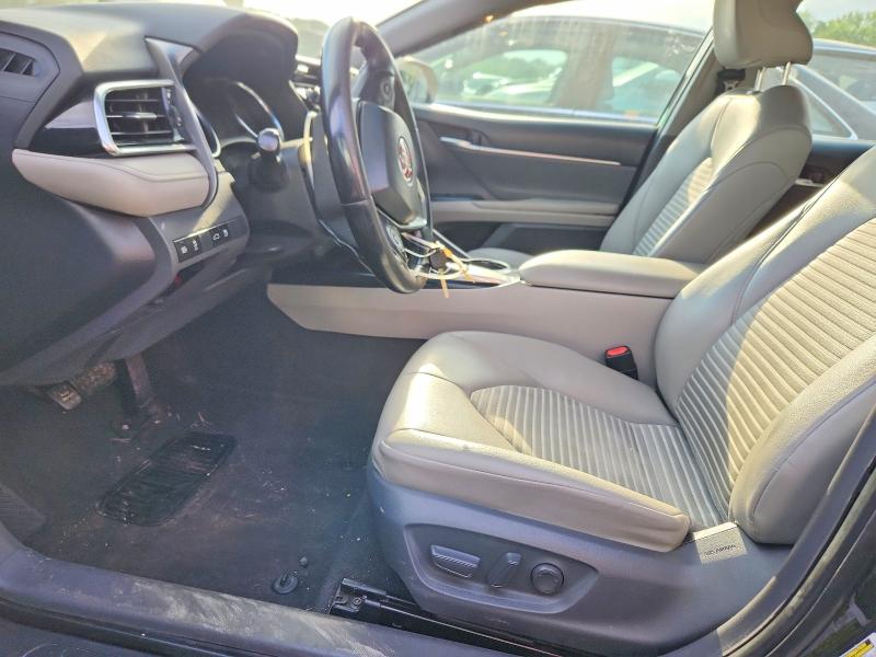 Продаж на аукціоні авто 2018 Toyota Camry, vin: 4T1B11HK5JU556795, номер лоту: 59144466
