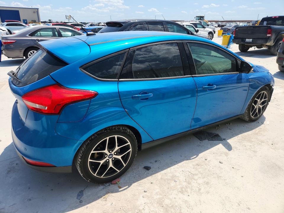 2017 Ford Focus მანქანა იყიდება აუქციონზე, vin: 1FADP3M2XHL244460, აუქციონის ნომერი: 60579076
