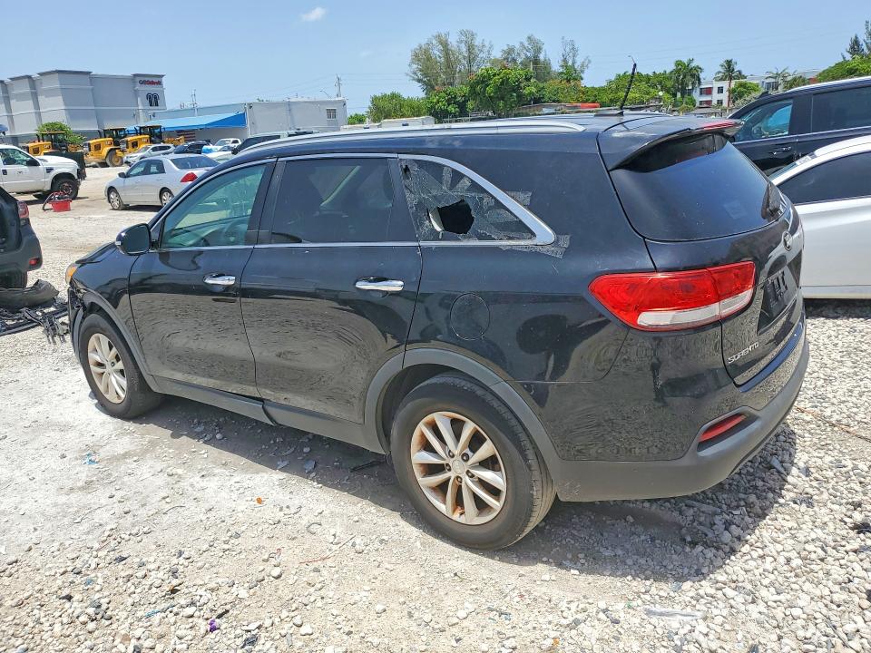 60794756 :رقم المزاد ، 5XYPG4A36HG195697 vin ، 2017 Kia Sorento مزاد بيع