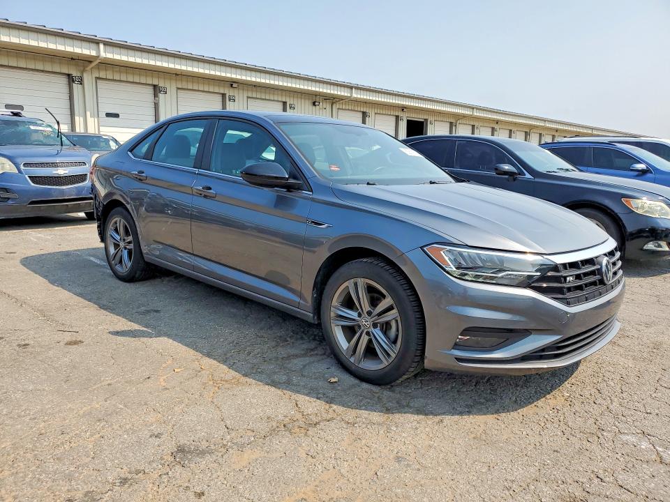 62811576 :رقم المزاد ، 3VWC57BU5KM154689 vin ، 2019 Volkswagen Jetta مزاد بيع