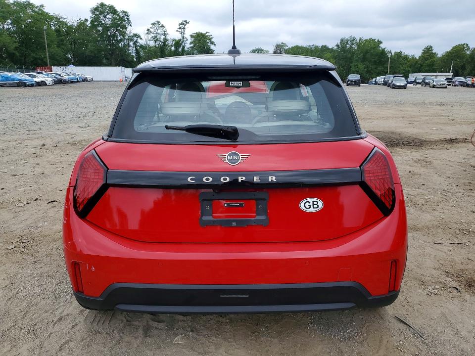 Продажа на аукционе авто 2025 Mini Cooper, vin: WMW13GD00S2W42463, номер лота: 61352756