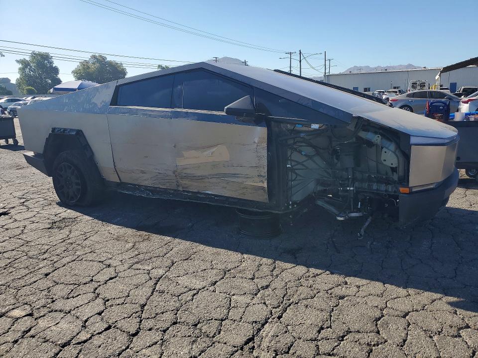 59350306 :رقم المزاد ، 7G2CEHED6RA021212 vin ، 2024 Tesla Cybertruck مزاد بيع