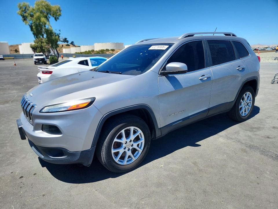 63239996 :رقم المزاد ، 1C4PJMCS8EW315424 vin ، 2014 Jeep Cherokee مزاد بيع