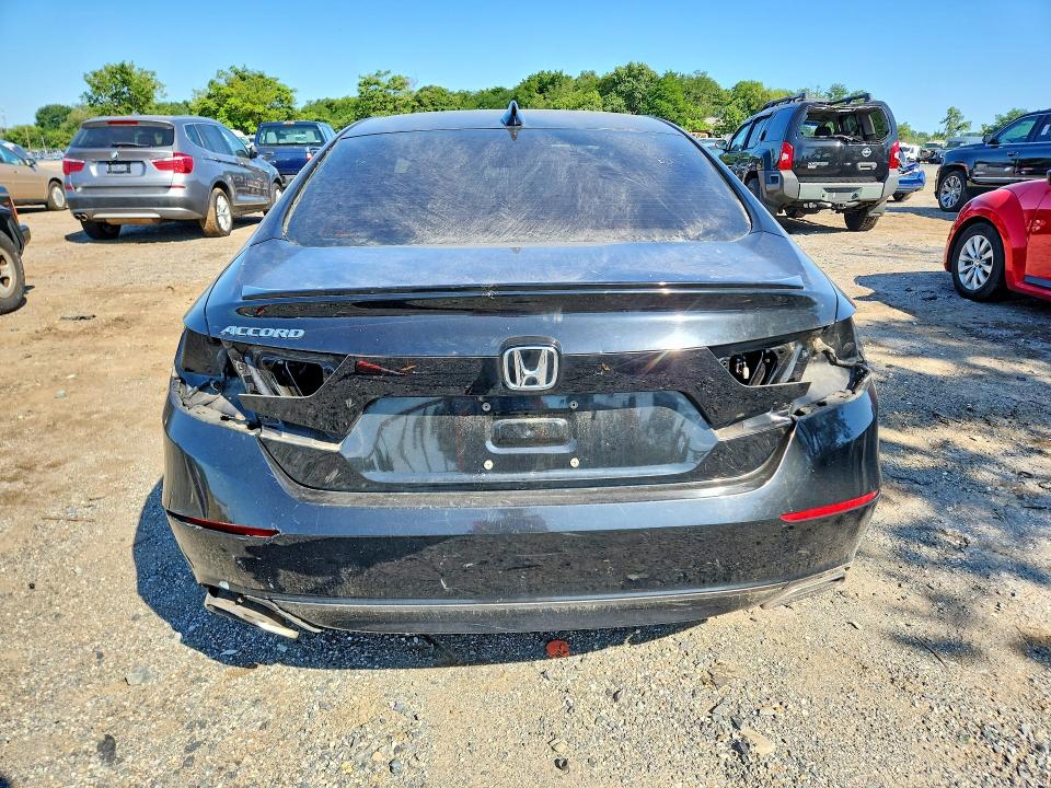 62297056 :رقم المزاد ، 1HGCV1F39KA072738 vin ، 2019 Honda Accord مزاد بيع