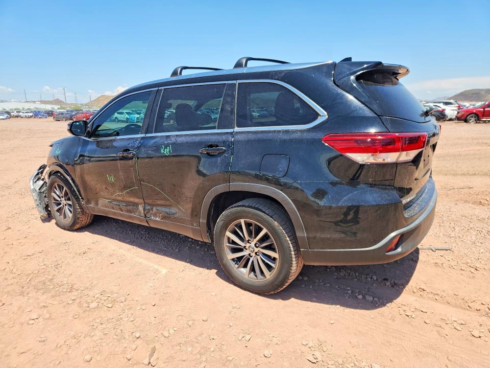 2019 Toyota Highlander მანქანა იყიდება აუქციონზე, vin: 5TDKZRFH4KS559213, აუქციონის ნომერი: 60185926