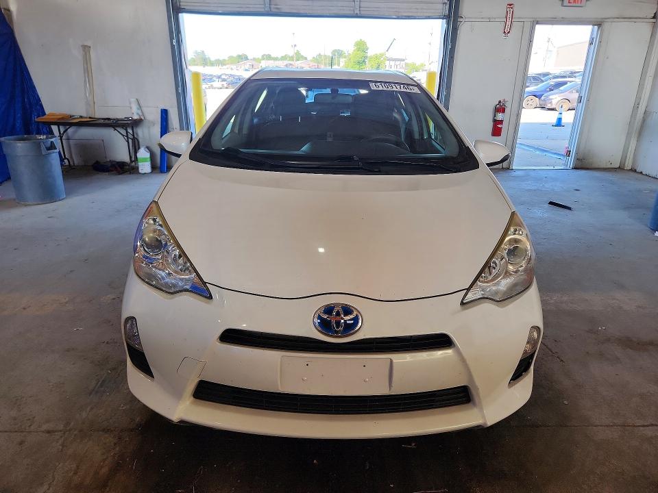 Aukcja sprzedaży 2014 Toyota Prius C, vin: JTDKDTB33E1569738, numer aukcji: 61091746