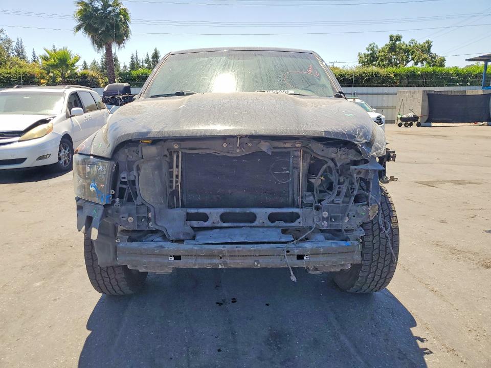 Продажа на аукционе авто 2018 Ram 1500, vin: 1C6RR6FT6JS322625, номер лота: 60655926