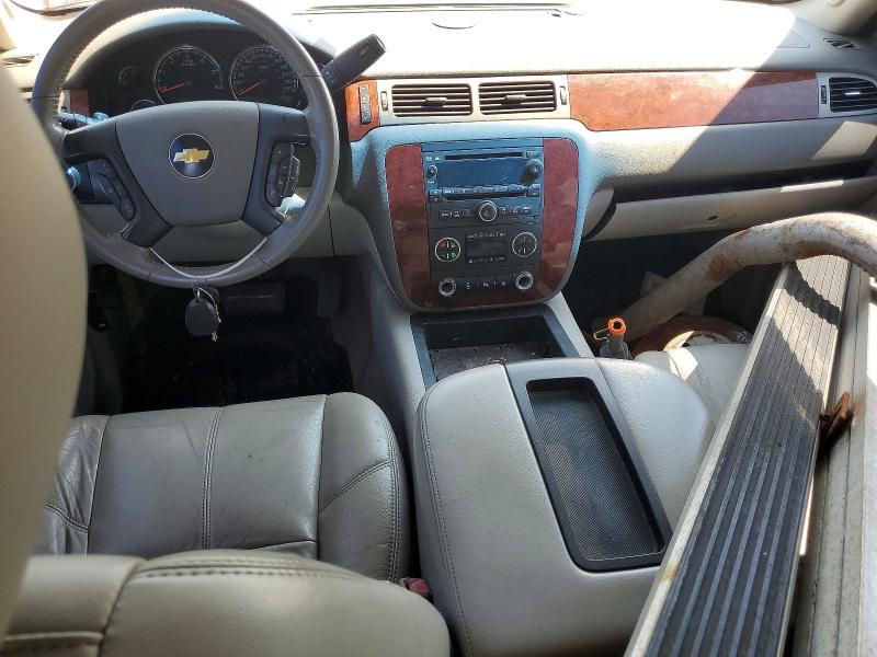 2010 Chevrolet Tahoe მანქანა იყიდება აუქციონზე, vin: 1GNUKBE00AR261956, აუქციონის ნომერი: 60961376