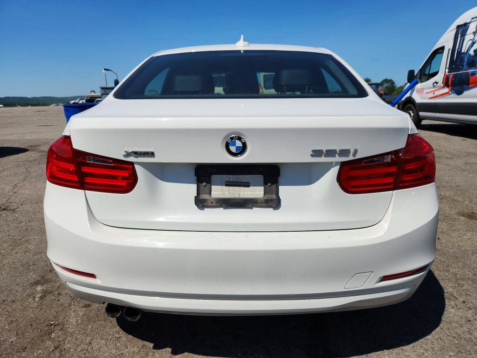 2014 Bmw 328 მანქანა იყიდება აუქციონზე, vin: WBA3B5G58ENS09760, აუქციონის ნომერი: 62419486