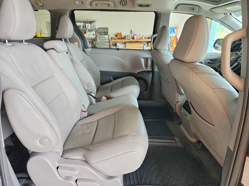 Продаж на аукціоні авто 2018 Toyota Sienna, vin: 5TDYZ3DC2JS944783, номер лоту: 61540636