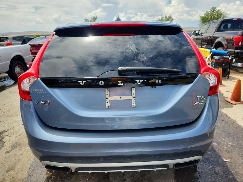 Продаж на аукціоні авто 2018 Volvo V60 Cross Country, vin: YV440MWK6J2056352, номер лоту: 62513276