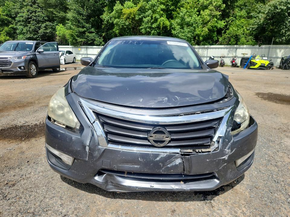 2014 Nissan Altima მანქანა იყიდება აუქციონზე, vin: 1N4AL3AP2EN260750, აუქციონის ნომერი: 61482666