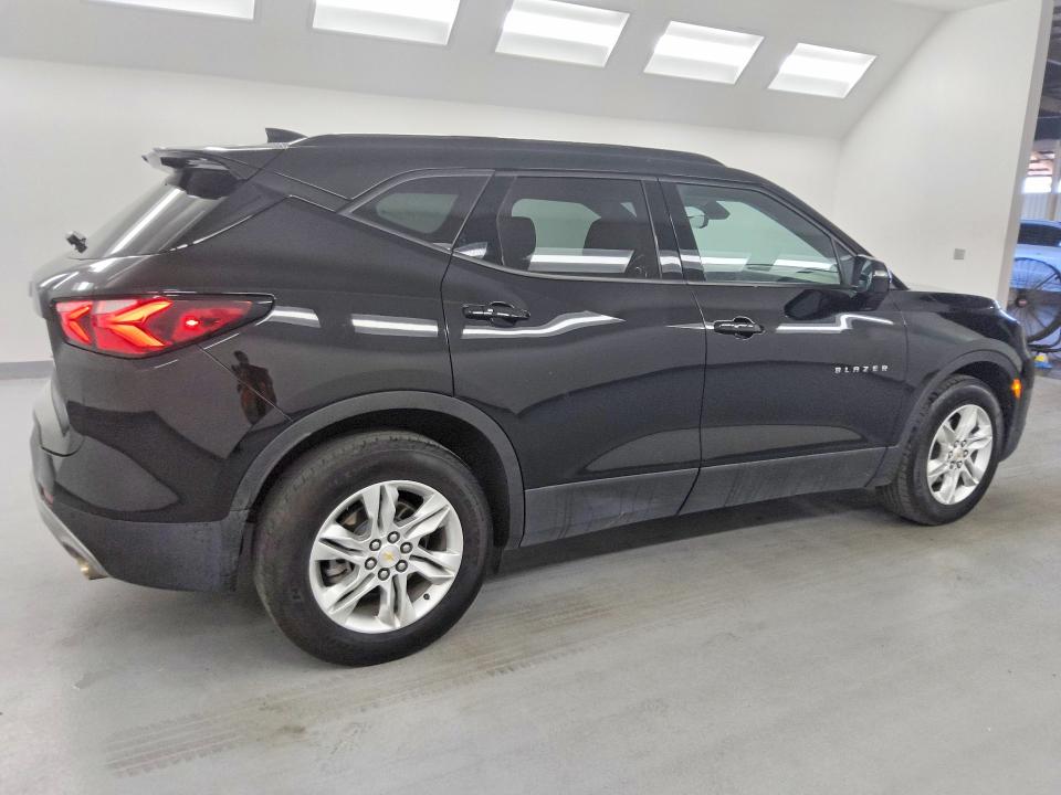 Auction sale of the 2022 Chevrolet Blazer, vin: 3GNKBJRS4NS184038, lot number: 60311676