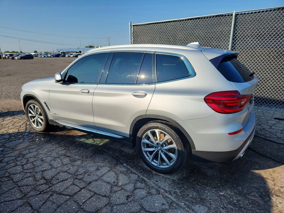 63217076 :رقم المزاد ، 5UXTR9C55JLC83687 vin ، 2018 Bmw X3 مزاد بيع
