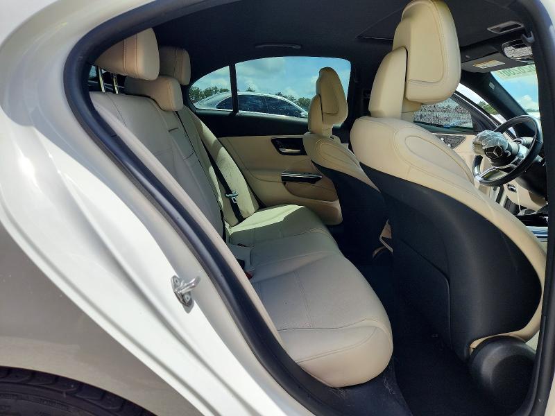 61626286 :رقم المزاد ، W1KAF4HB3PR101402 vin ، 2023 Mercedes-benz C مزاد بيع