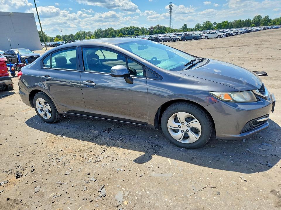2013 Honda Civic მანქანა იყიდება აუქციონზე, vin: 2HGFB2F55DH583557, აუქციონის ნომერი: 63519276