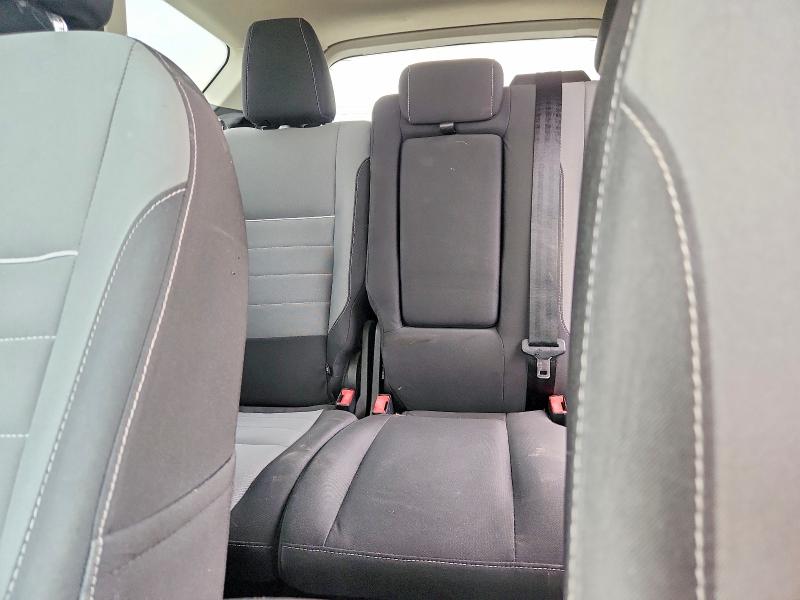 Продажа на аукционе авто 2015 Ford Escape, vin: 1FMCU9G95FUC42984, номер лота: 60129256