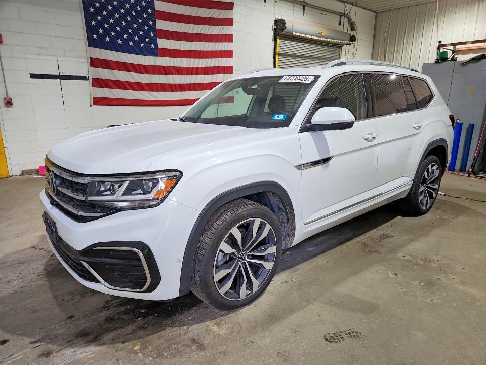 60788426 :رقم المزاد ، 1V2FR2CA9NC515728 vin ، 2022 Volkswagen Atlas مزاد بيع
