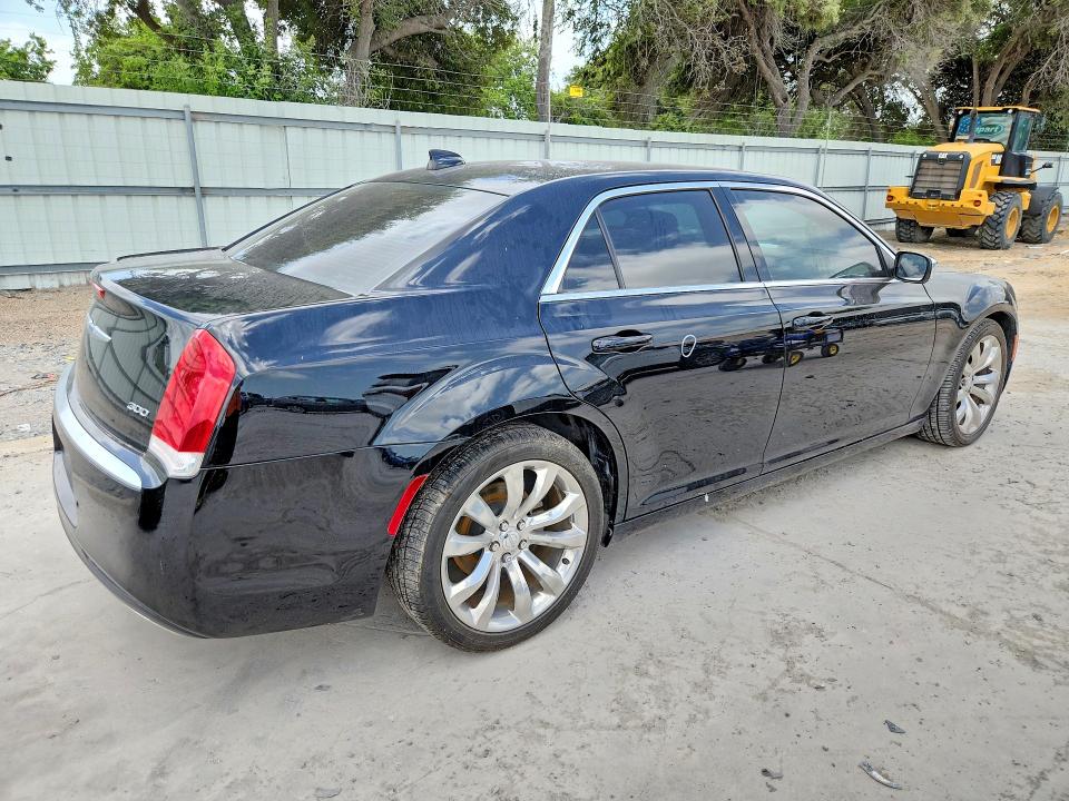 62866276 :رقم المزاد ، 2C3CCAAG8MH609316 vin ، 2021 Chrysler 300 مزاد بيع